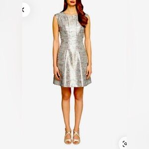 Tahari metallic cocktail dress. *NWT* Size 14w